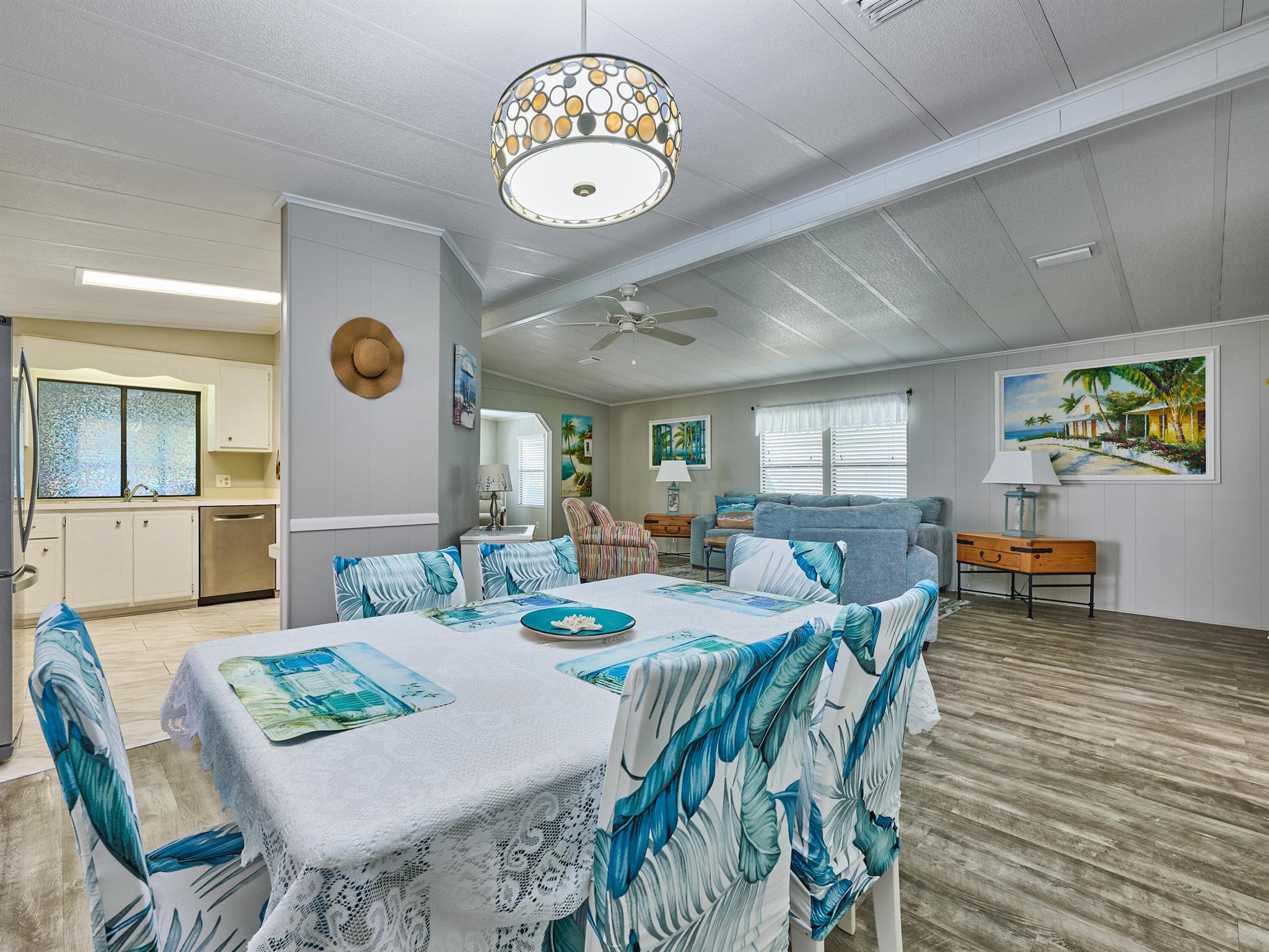 CAMBRIDGE AT HERITAGE RID - Residential