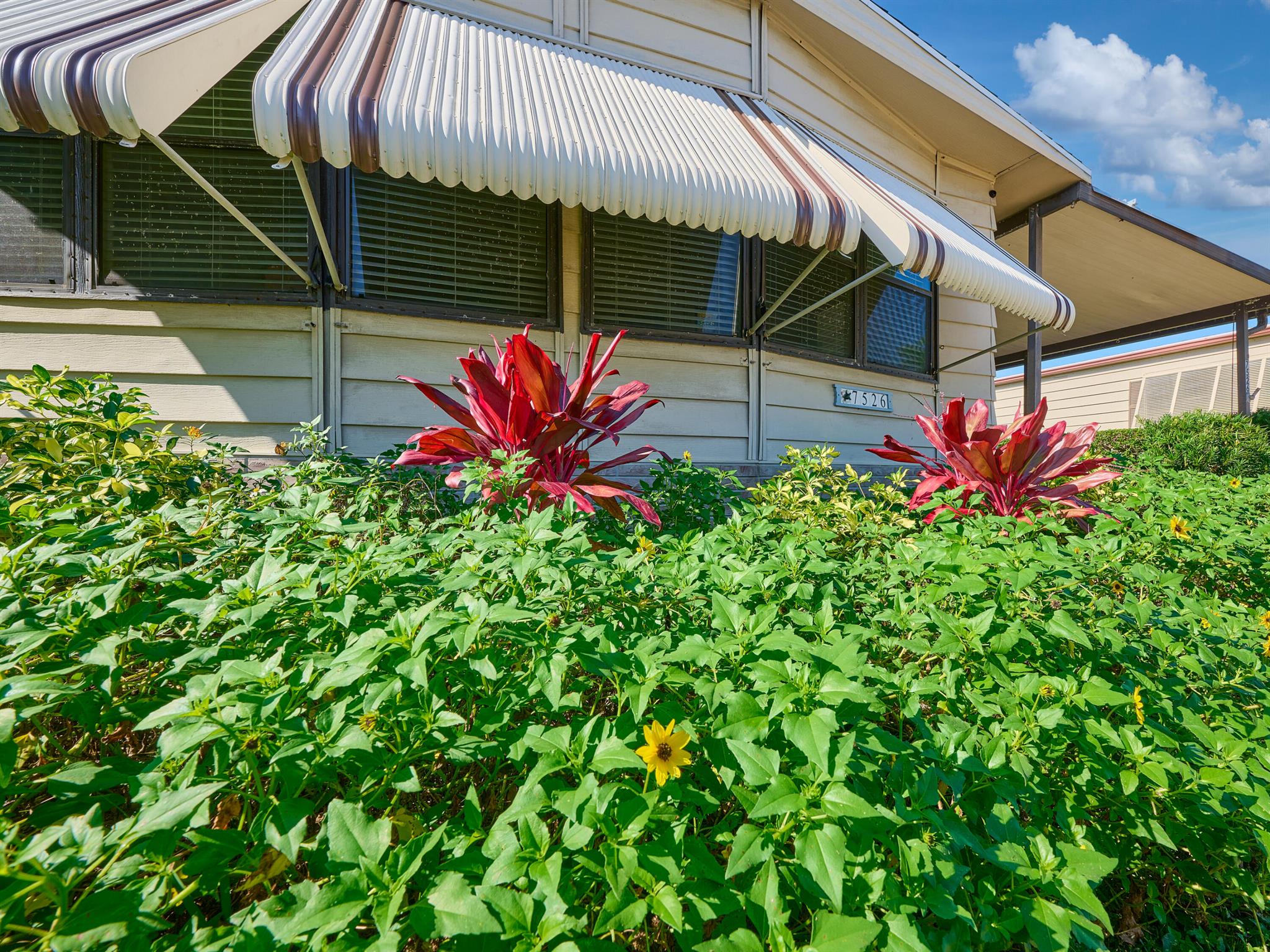 CAMBRIDGE AT HERITAGE RID - Residential