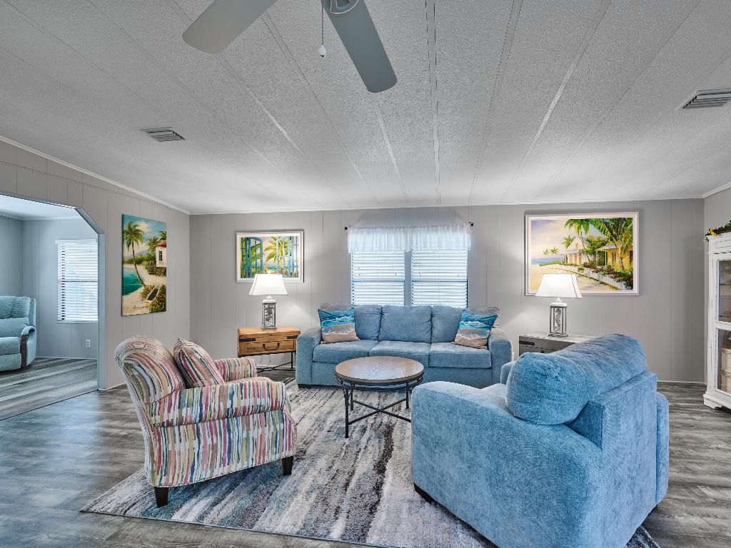 Photo of 7526 SE Independence Avenue, Hobe Sound, FL 33455 (MLS # R11146079)