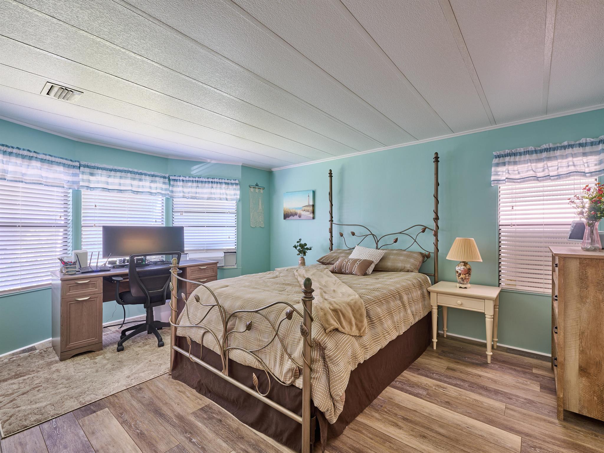 CAMBRIDGE AT HERITAGE RID - Residential