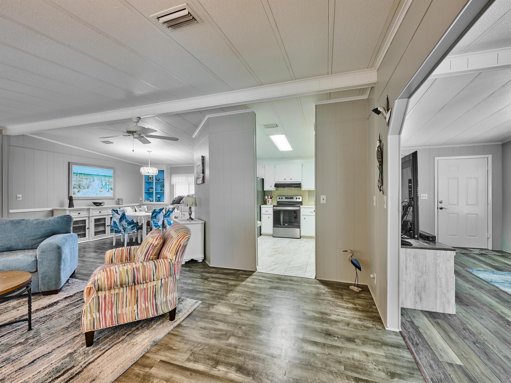 CAMBRIDGE AT HERITAGE RID - Residential