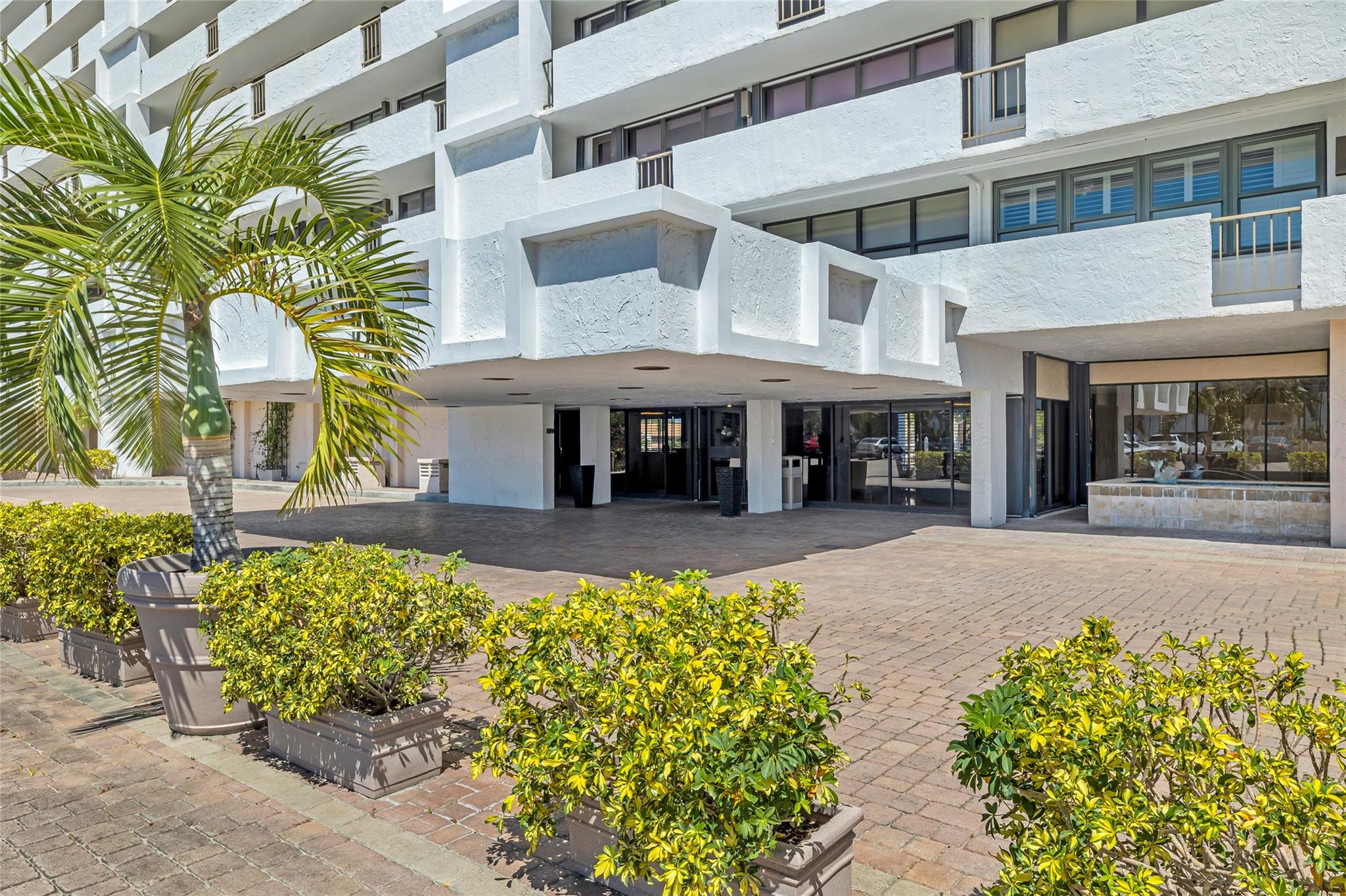 CORINTHIAN - Residential