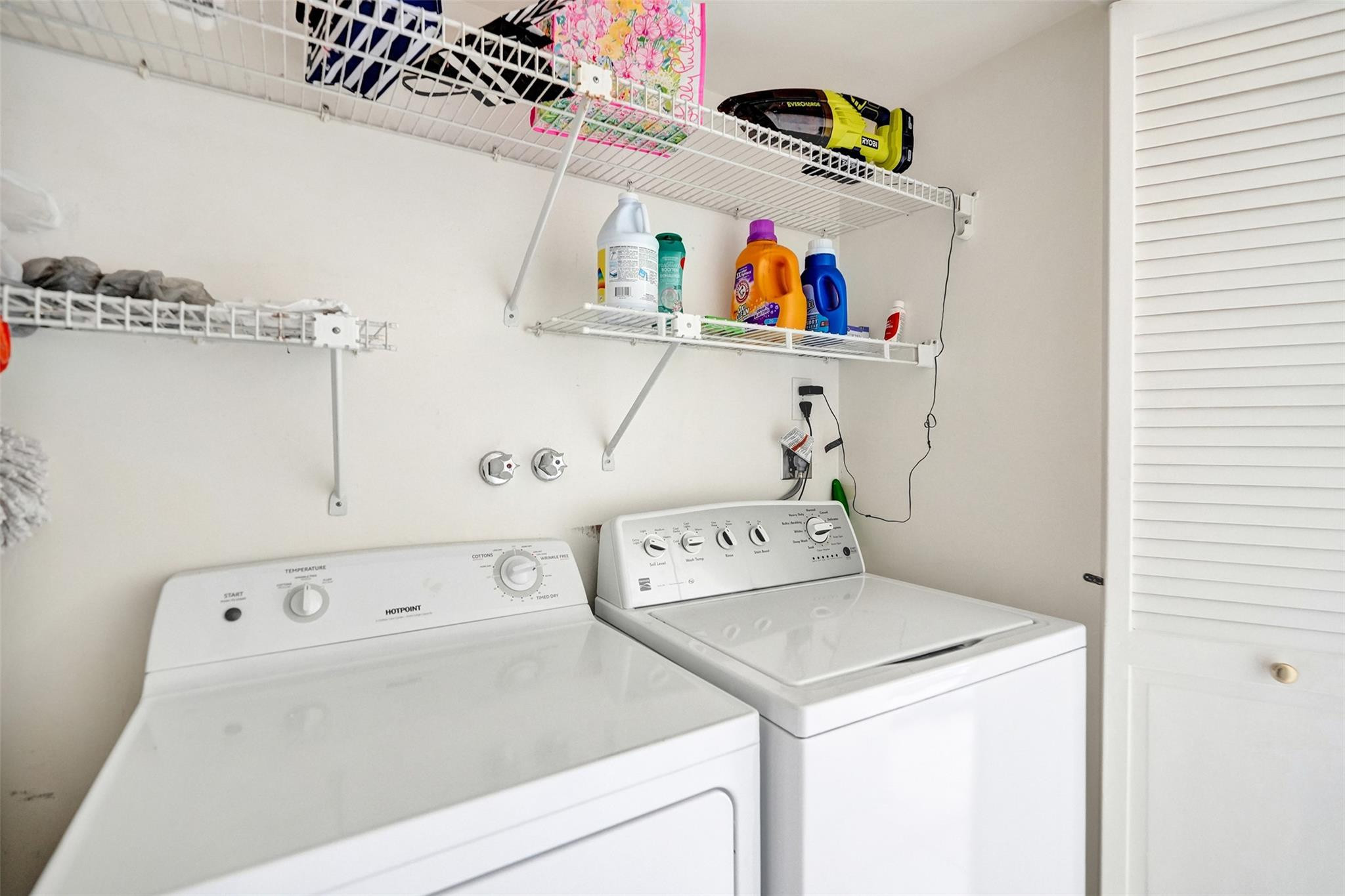 CORINTHIAN - Residential