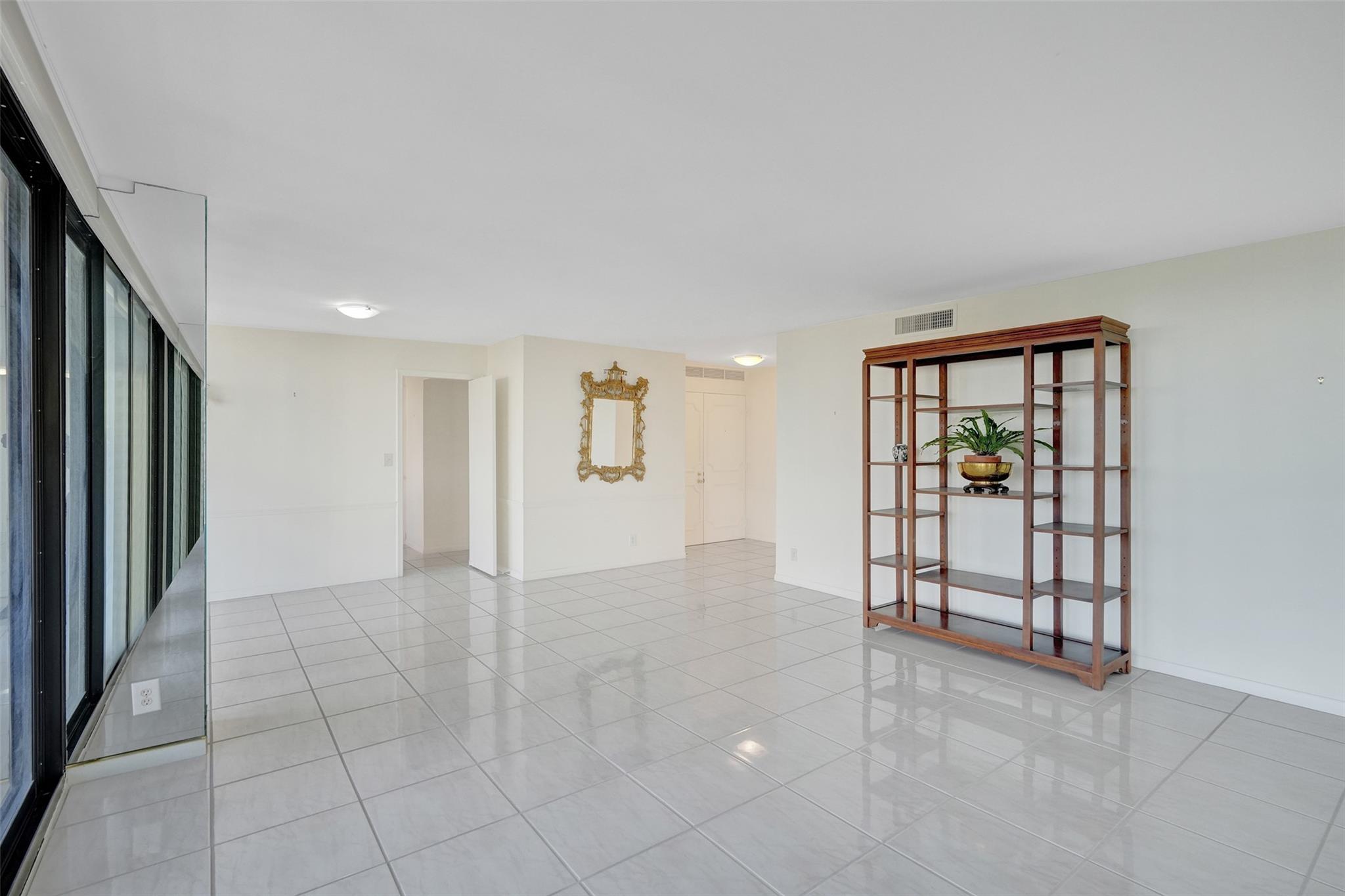 CORINTHIAN - Residential