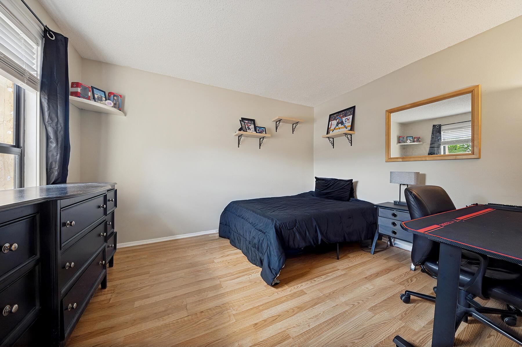 CEDAR GARDENS TOWNHOUSES - Residential