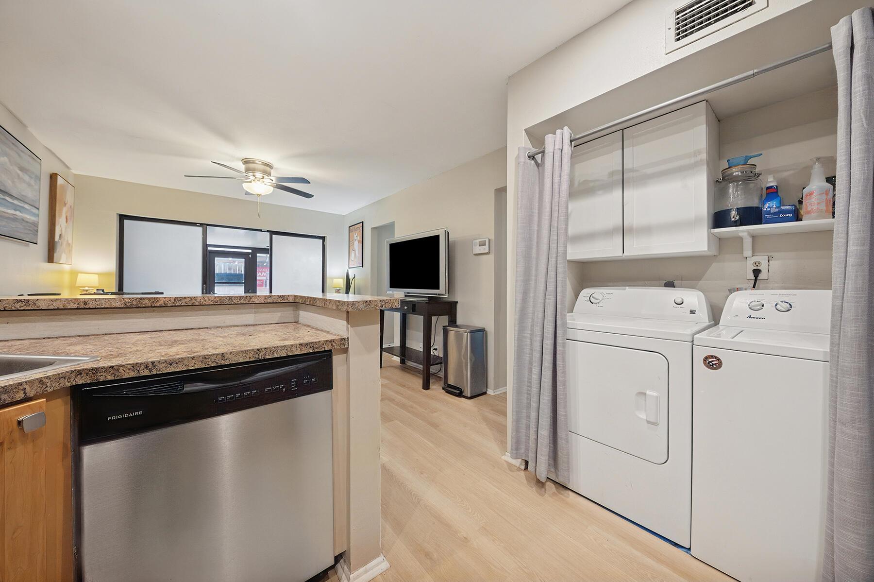 CEDAR GARDENS TOWNHOUSES - Residential