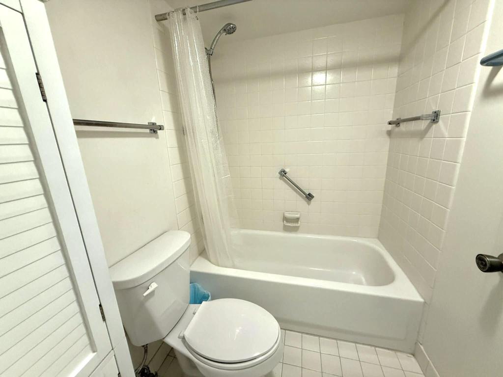 NASSAU VILLAGE WYNMOOR CONDO - Residential