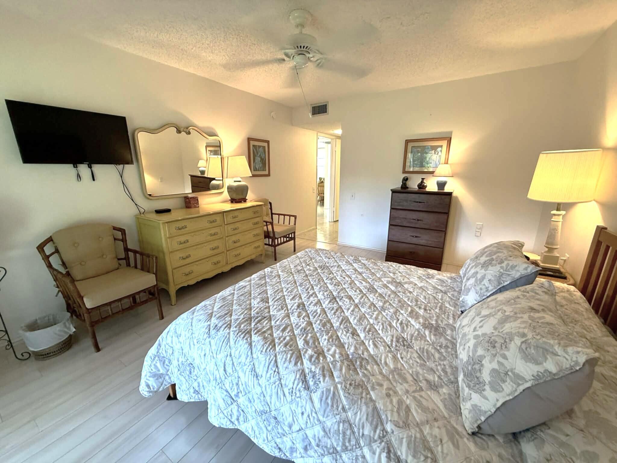 NASSAU VILLAGE WYNMOOR CONDO - Residential