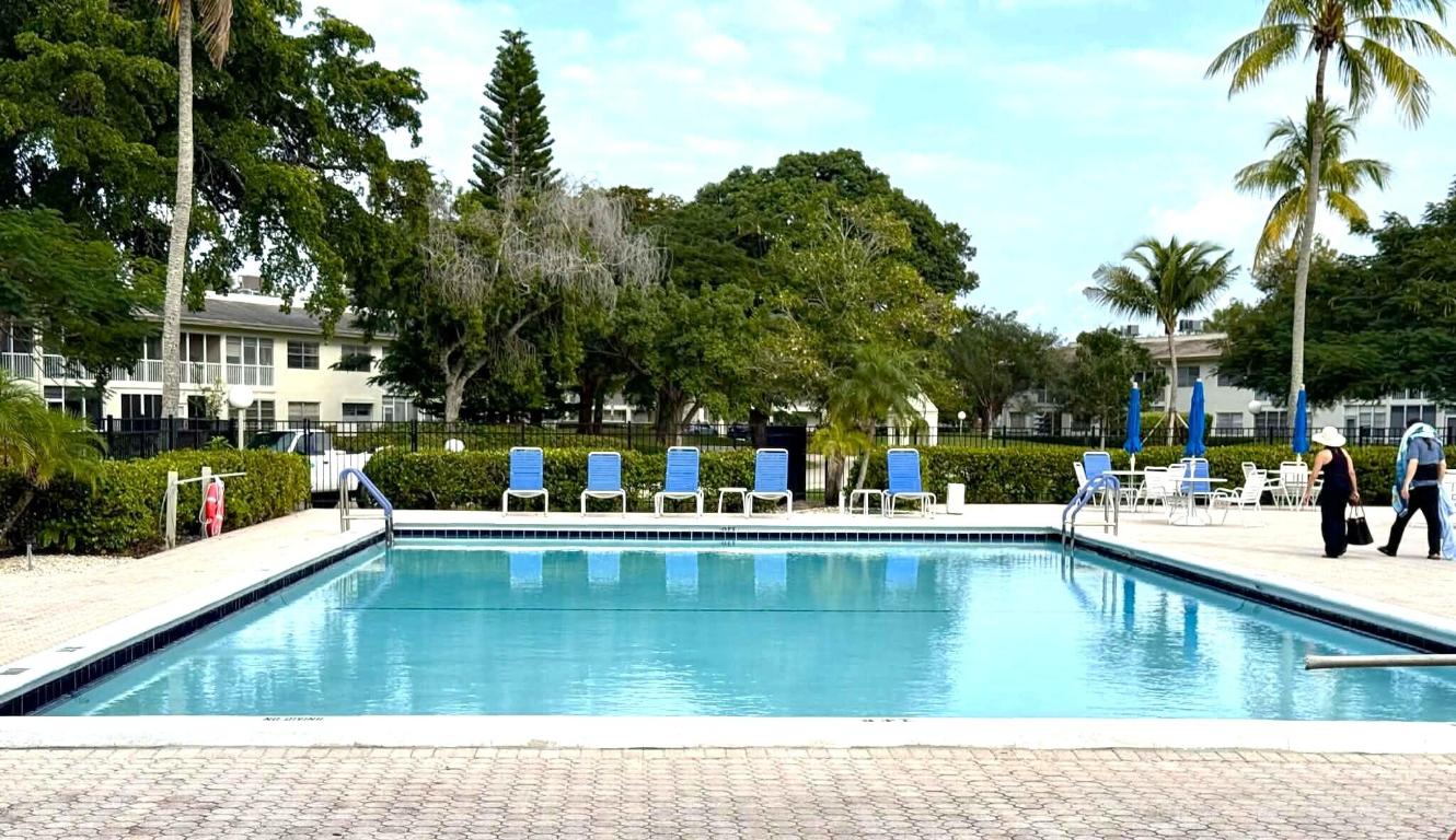 NASSAU VILLAGE WYNMOOR CONDO - Residential