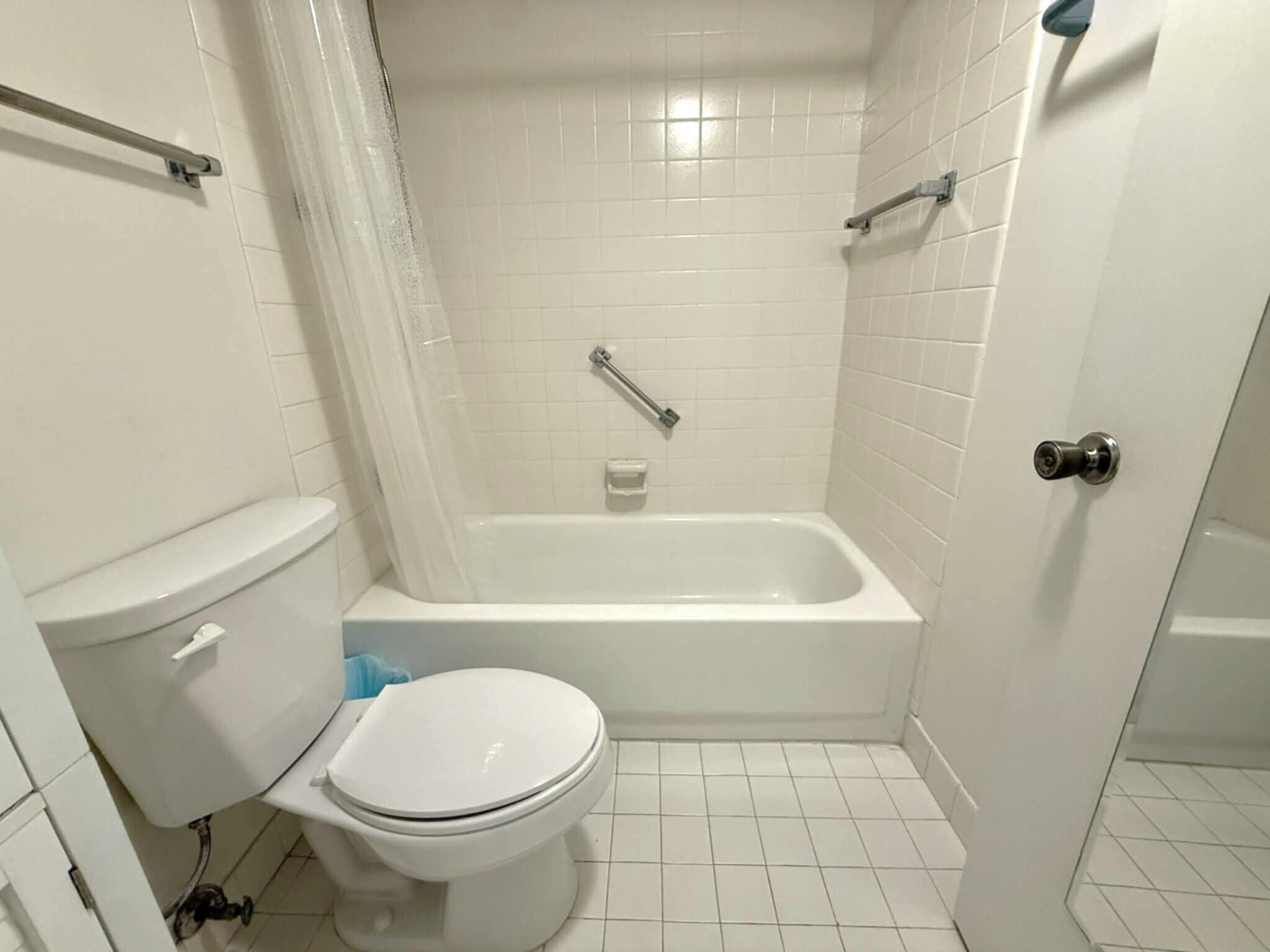 NASSAU VILLAGE WYNMOOR CONDO - Residential