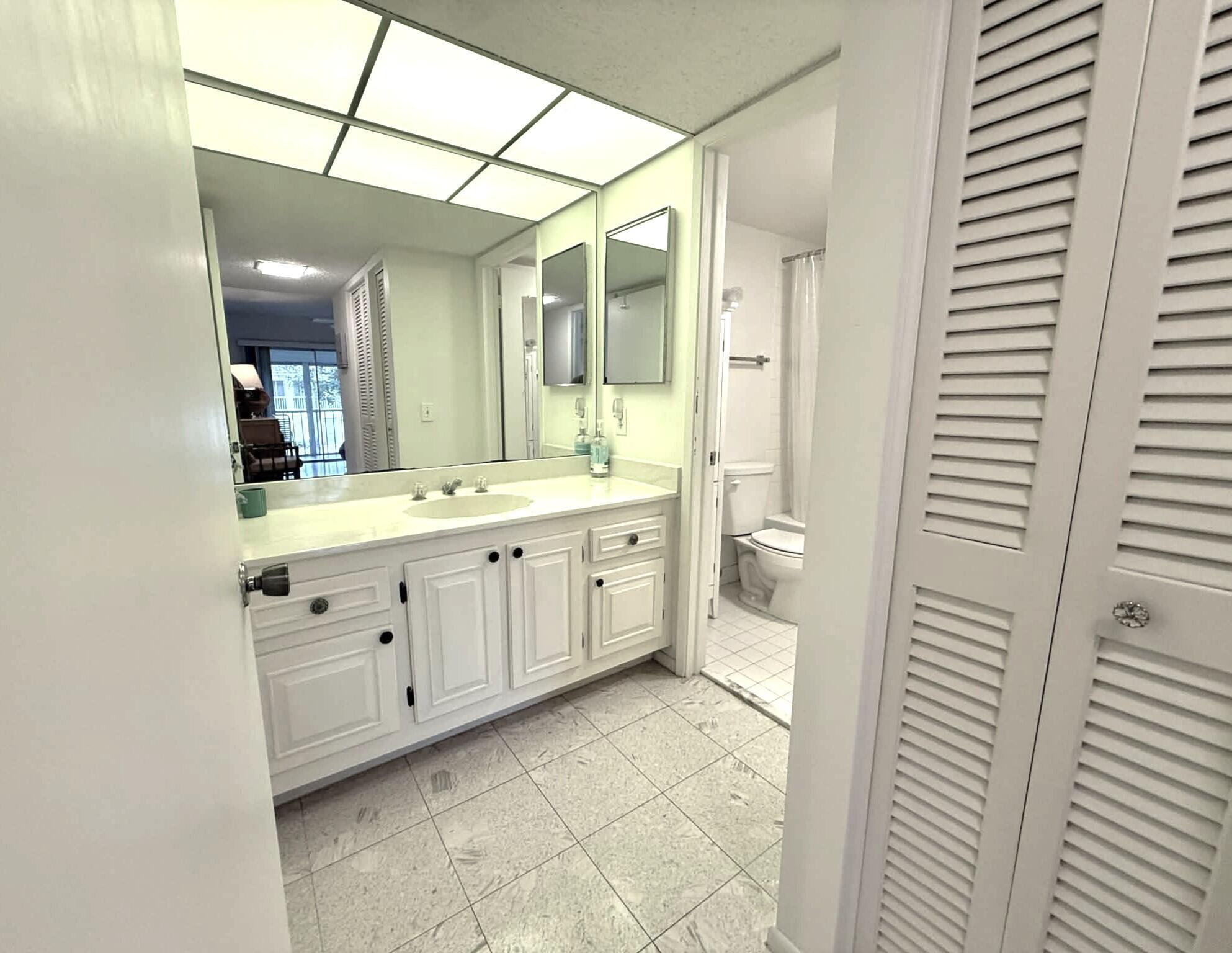 NASSAU VILLAGE WYNMOOR CO - Residential