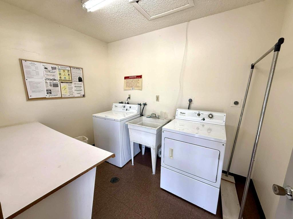 NASSAU VILLAGE WYNMOOR CONDO - Residential