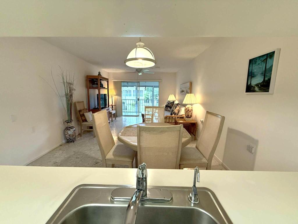 NASSAU VILLAGE WYNMOOR CONDO - Residential