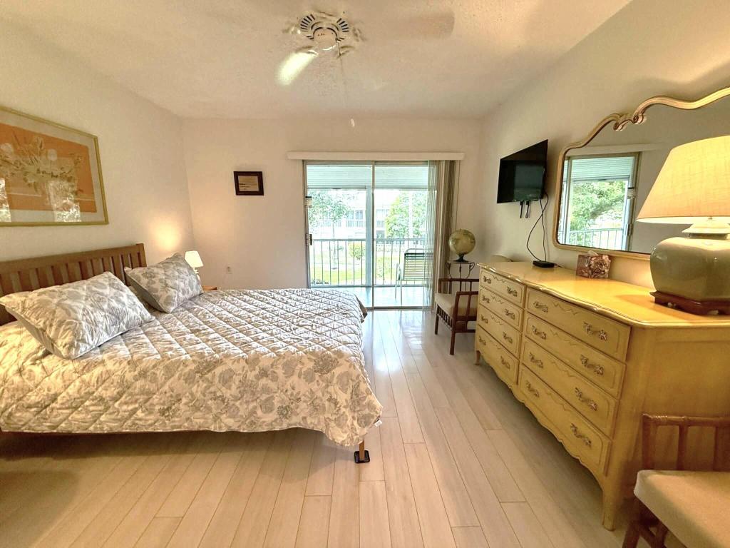 NASSAU VILLAGE WYNMOOR CONDO - Residential