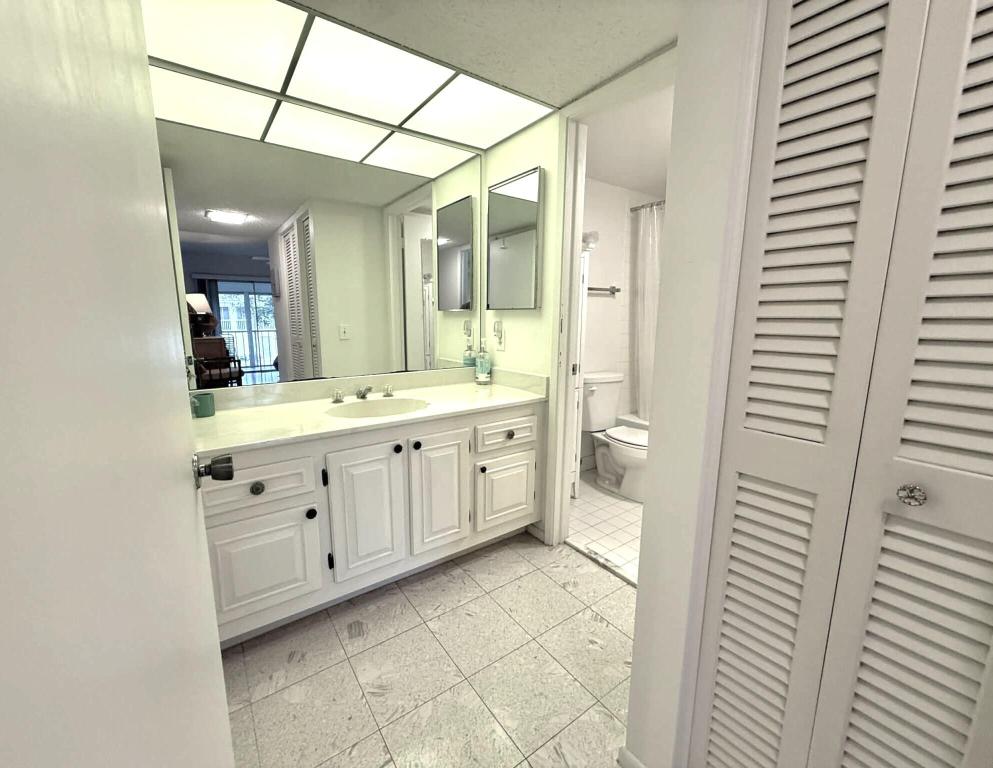 NASSAU VILLAGE WYNMOOR CONDO - Residential