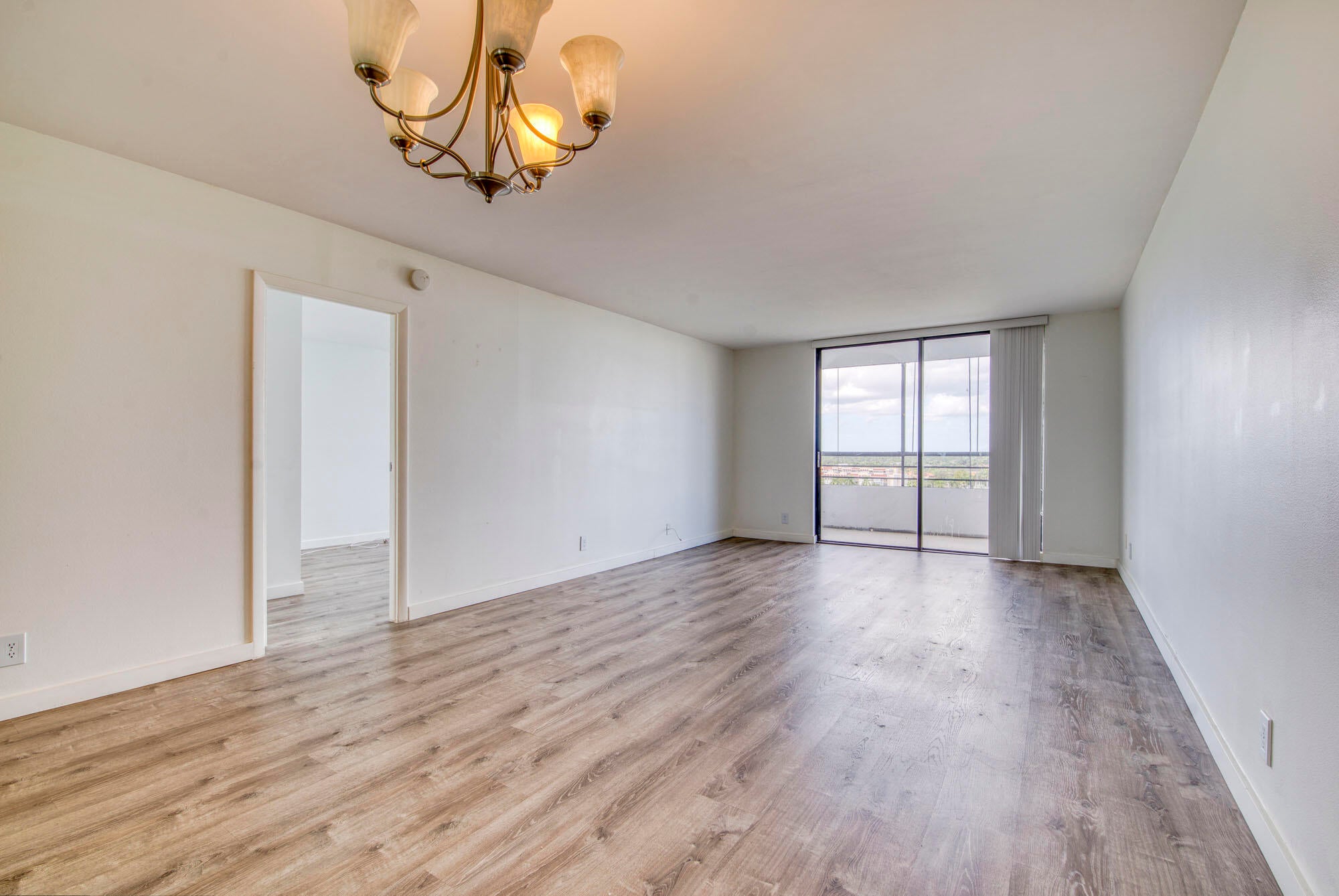 600 Three Islands Boulevard 801