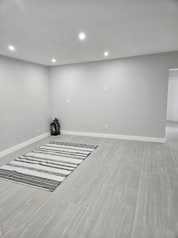 Lighthouse Point - Residential Lease