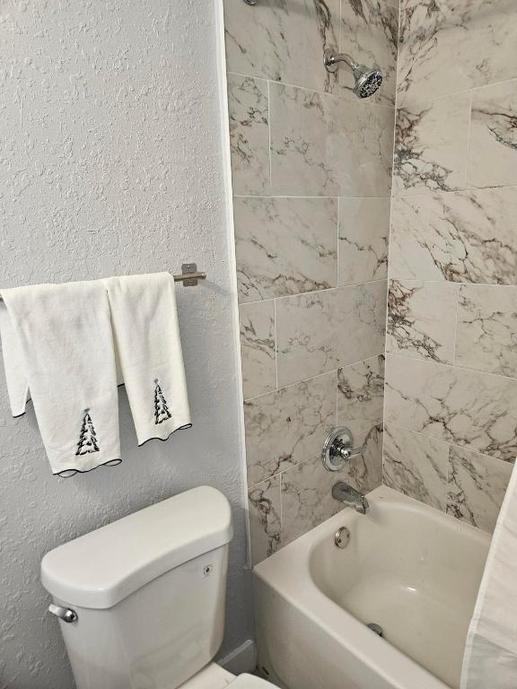 Lighthouse Point - Residential Lease