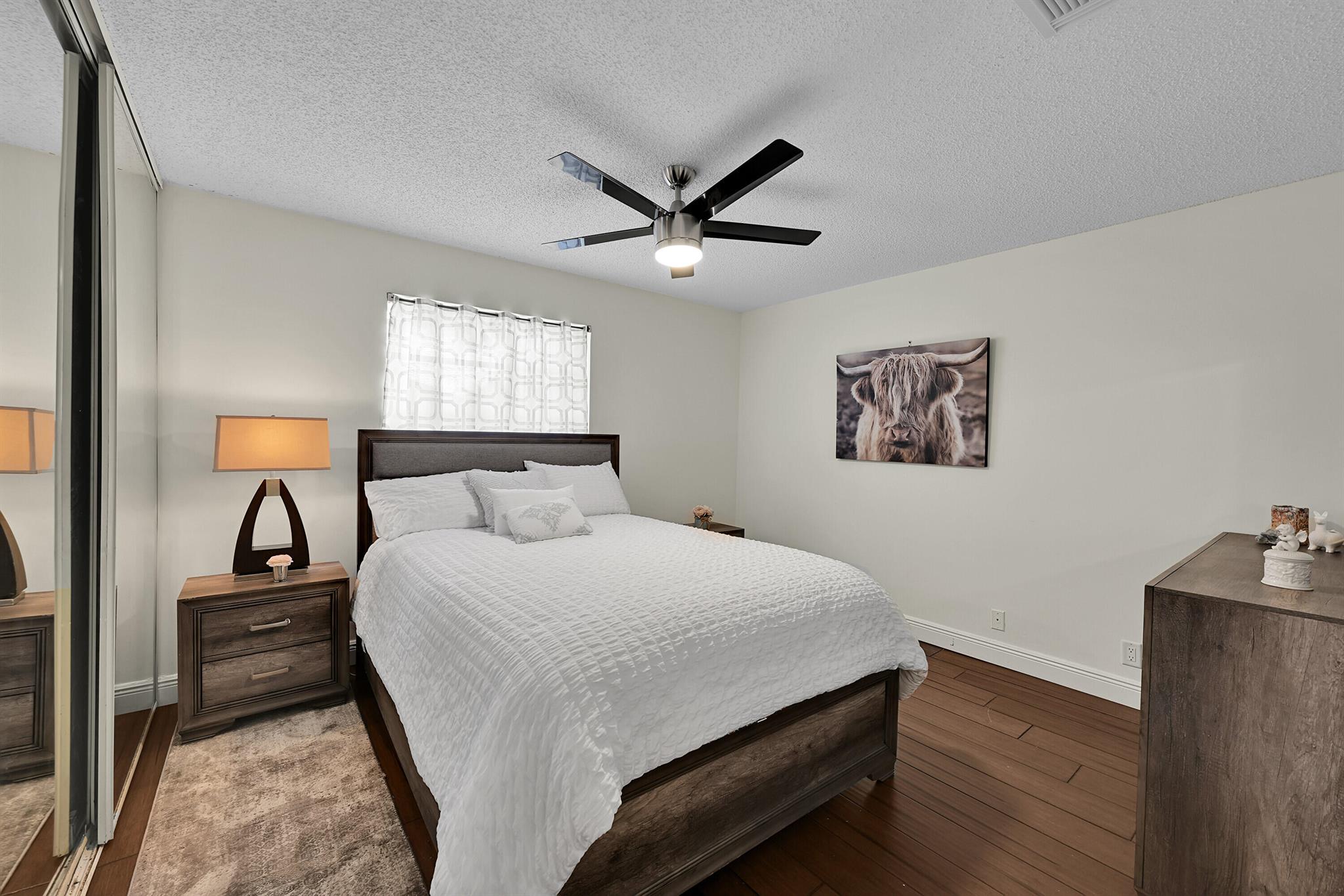 Platina/ Alexandra Villag - Residential