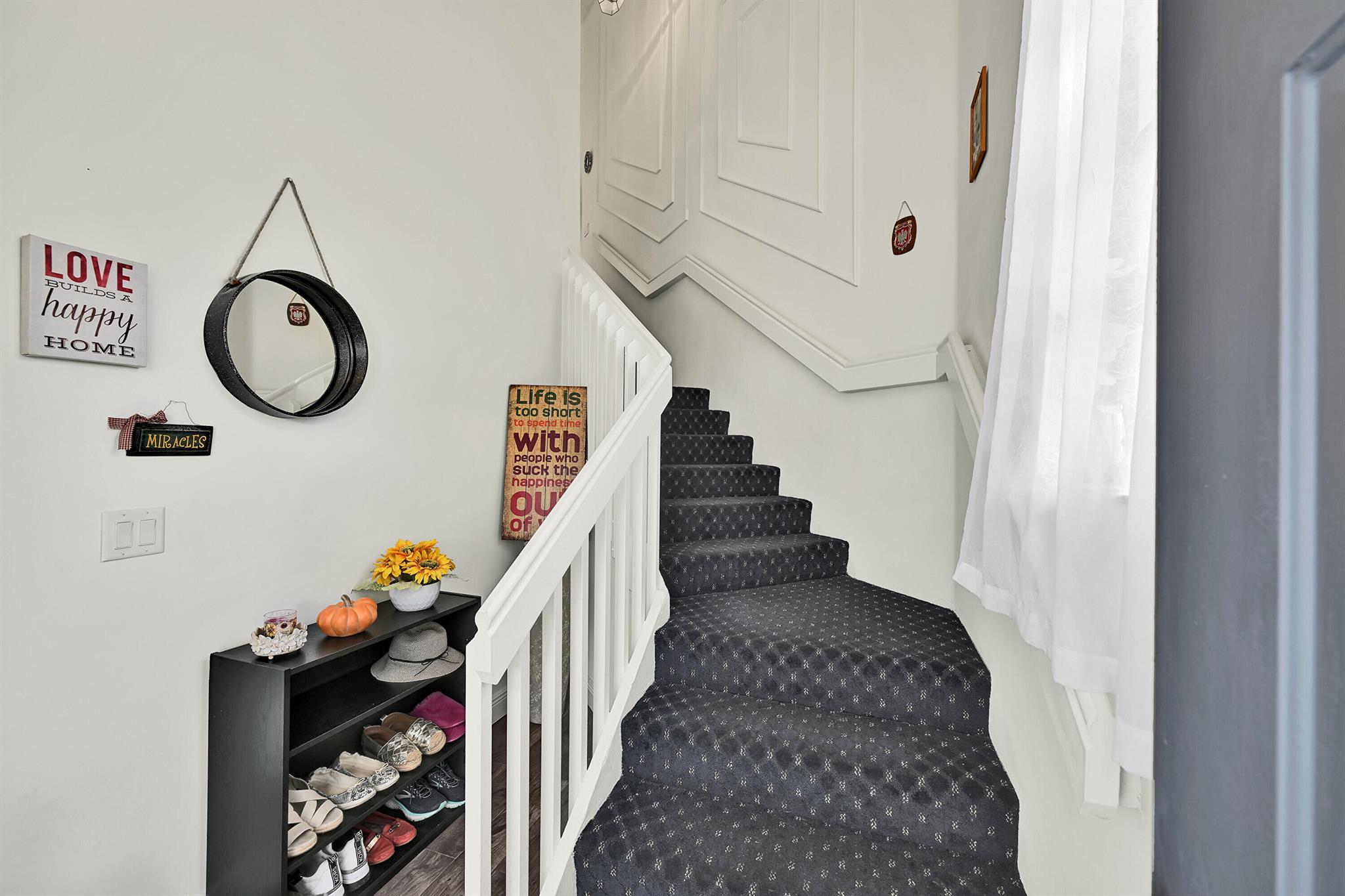 Platina/ Alexandra Villag - Residential