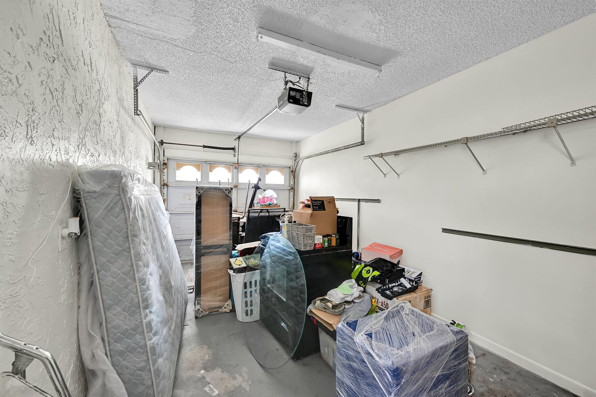 Platina/ Alexandra Villag - Residential