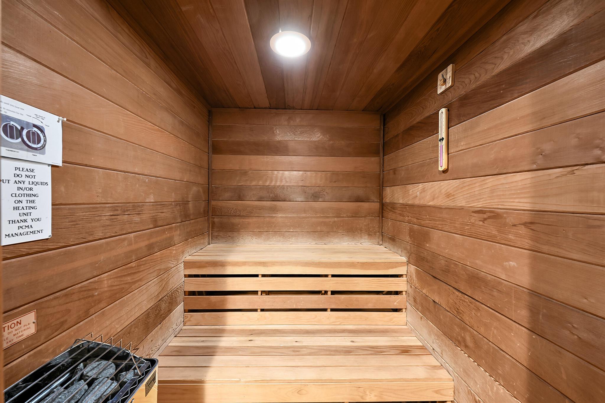 Platina/ Alexandra Villag - Residential