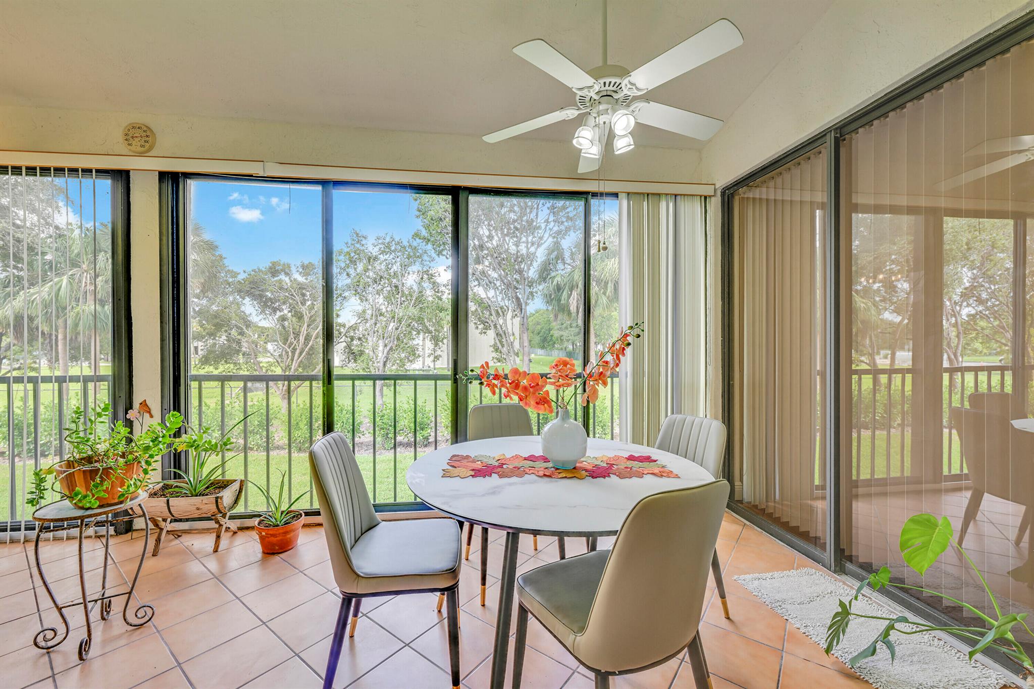 Platina/ Alexandra Villag - Residential