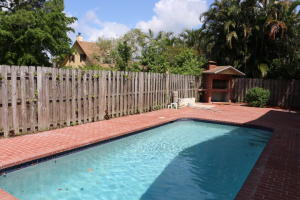 RAMBLEWOOD - Residential