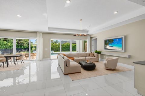 Tiny photo for 19886 Meadowside Ln, Boca Raton, FL 33498 (MLS # R11165030)