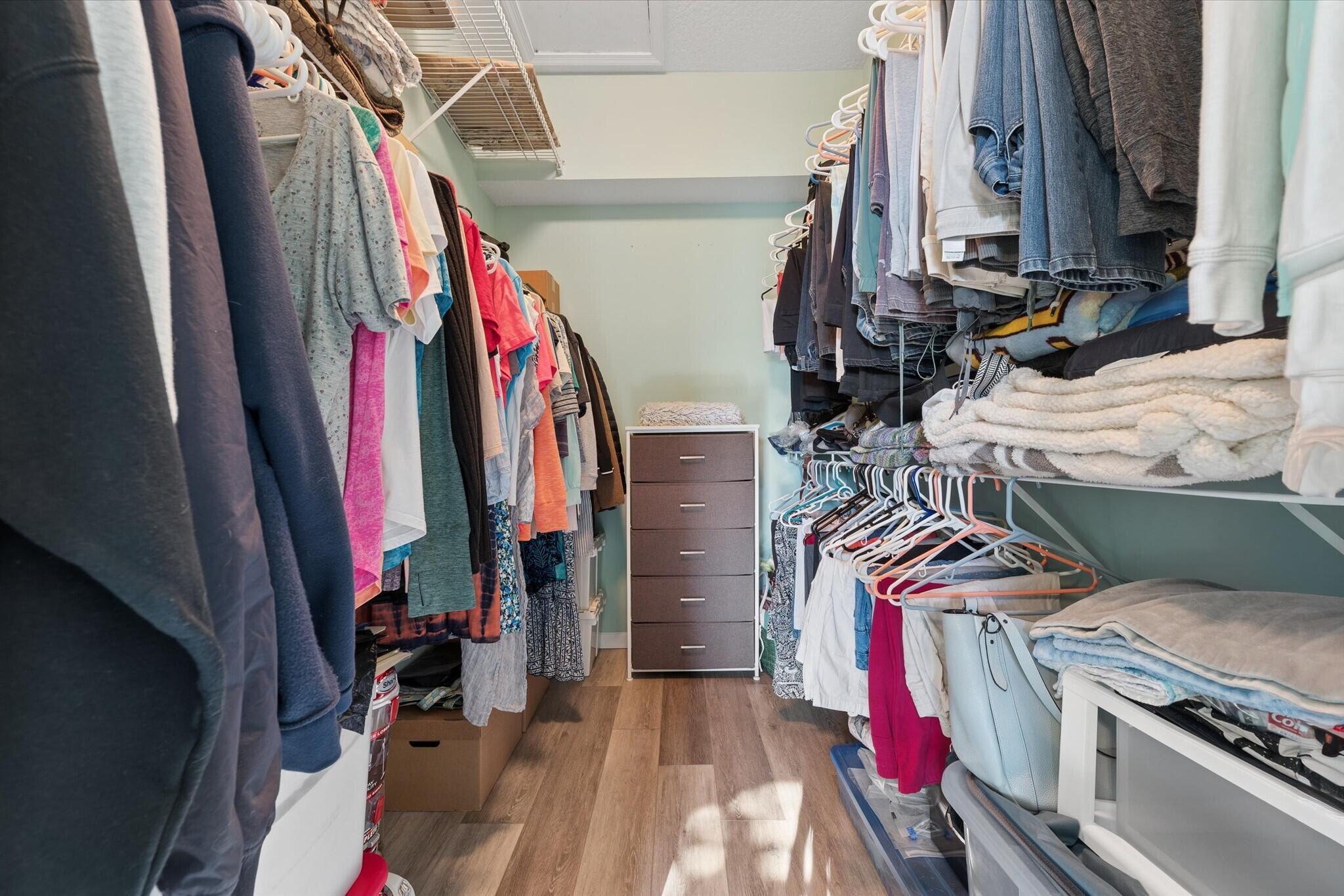 MAJESTIC ISLES 3 - Residential