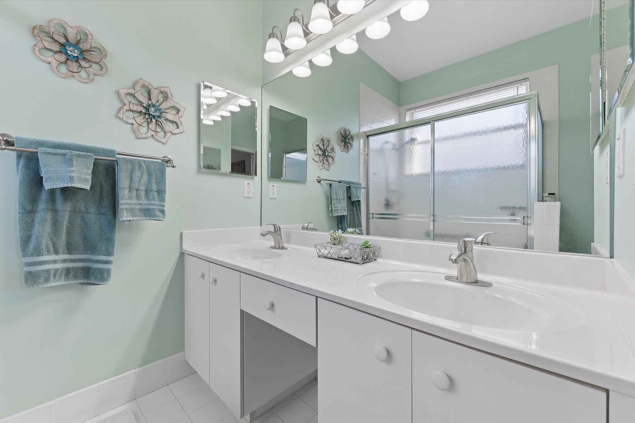 MAJESTIC ISLES 3 - Residential