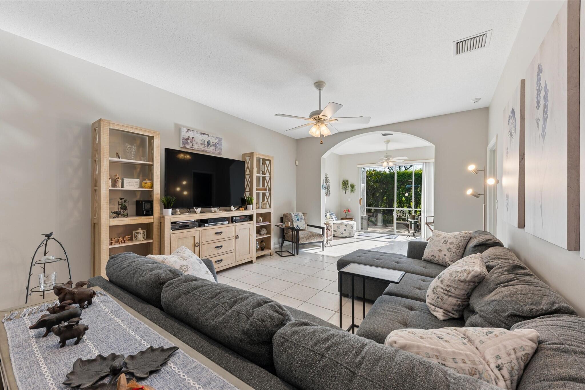 MAJESTIC ISLES 3 - Residential