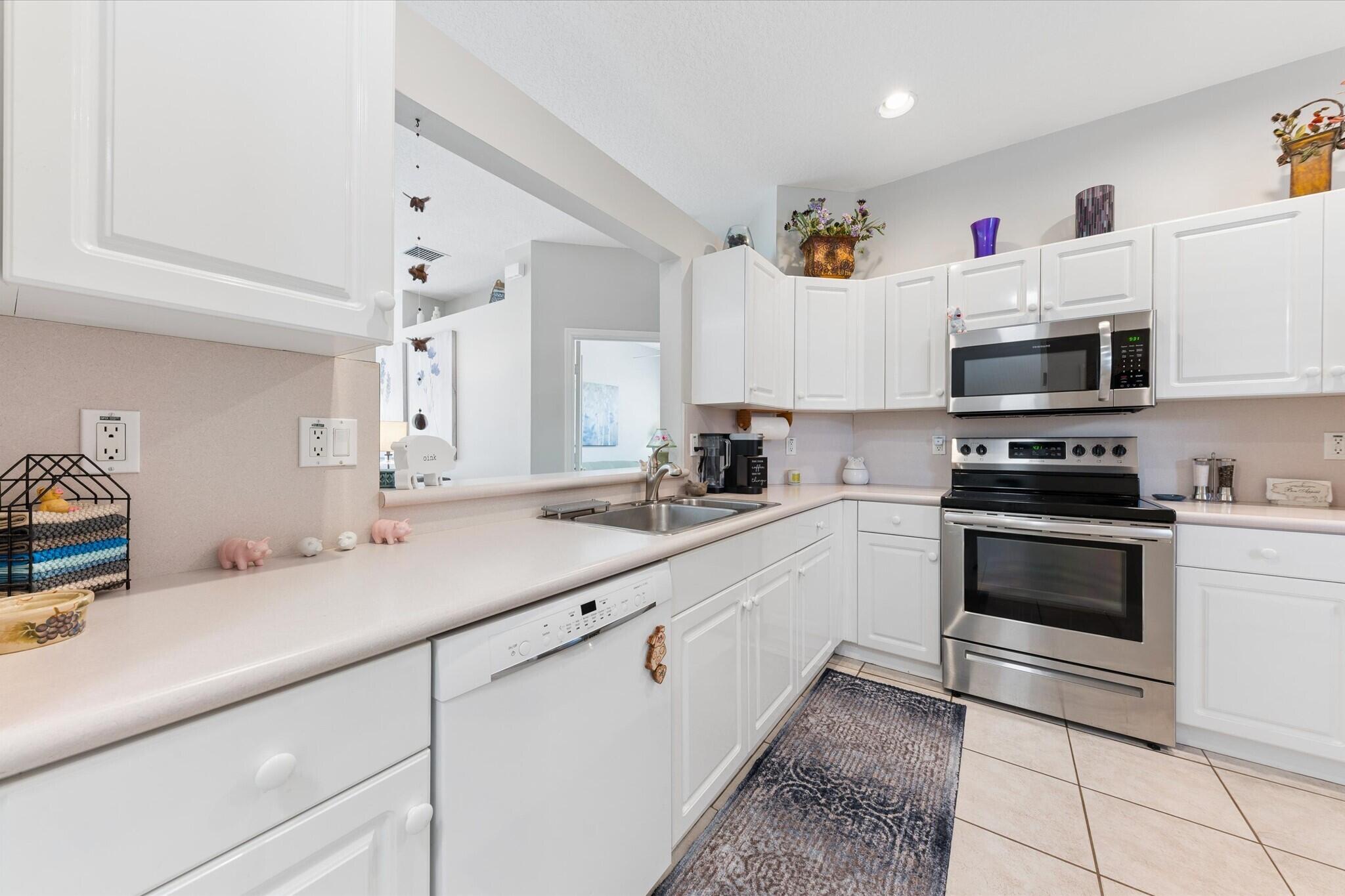 MAJESTIC ISLES 3 - Residential