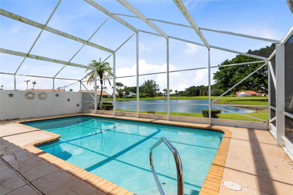Photo of 10200 Sunset Bend Drive, Boca Raton, FL 33428 (MLS # F10465923)