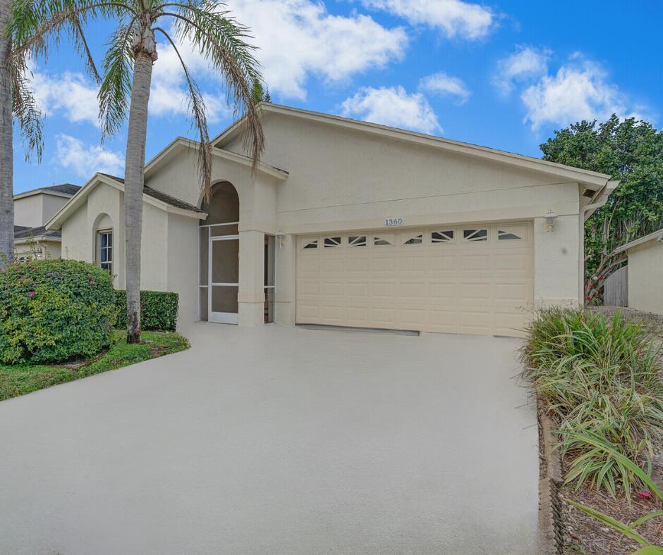 Photo of 1360 Waterway Cove Drive, Wellington, FL 33414 (MLS # R11048137)