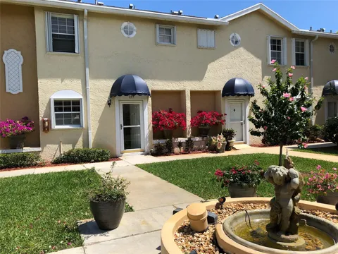 209 Waterside Dr Unit 209, Hypoluxo, FL MLS: F10486310