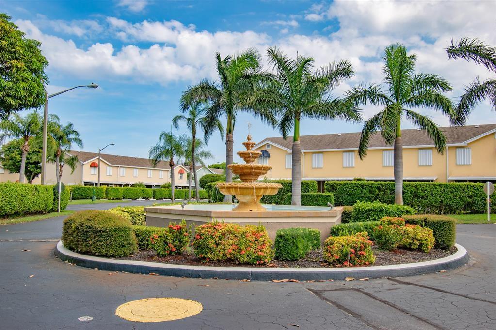 WATERSIDE VILLAGE - Residential