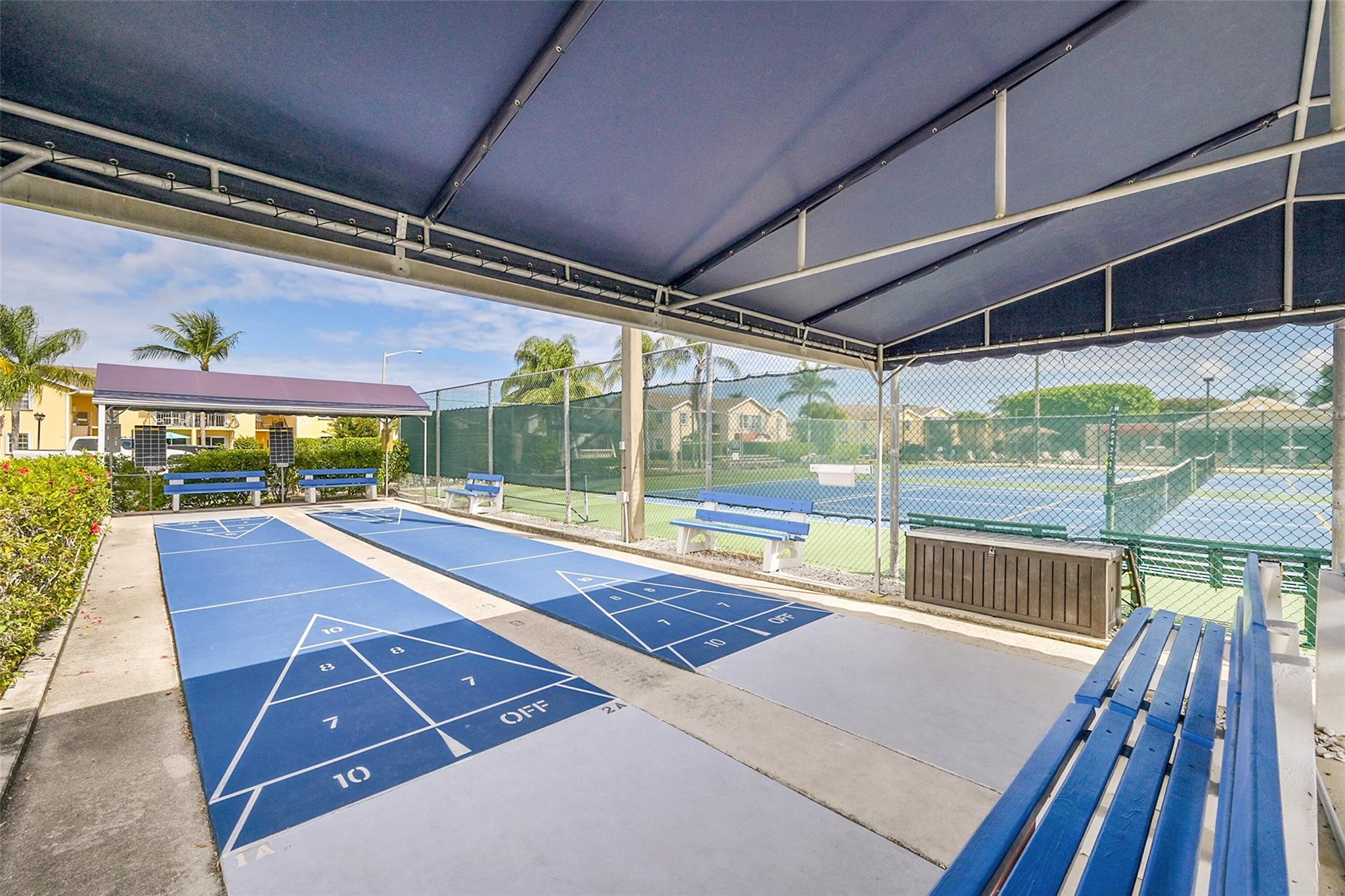 WATERSIDE VILLAGE - Residential
