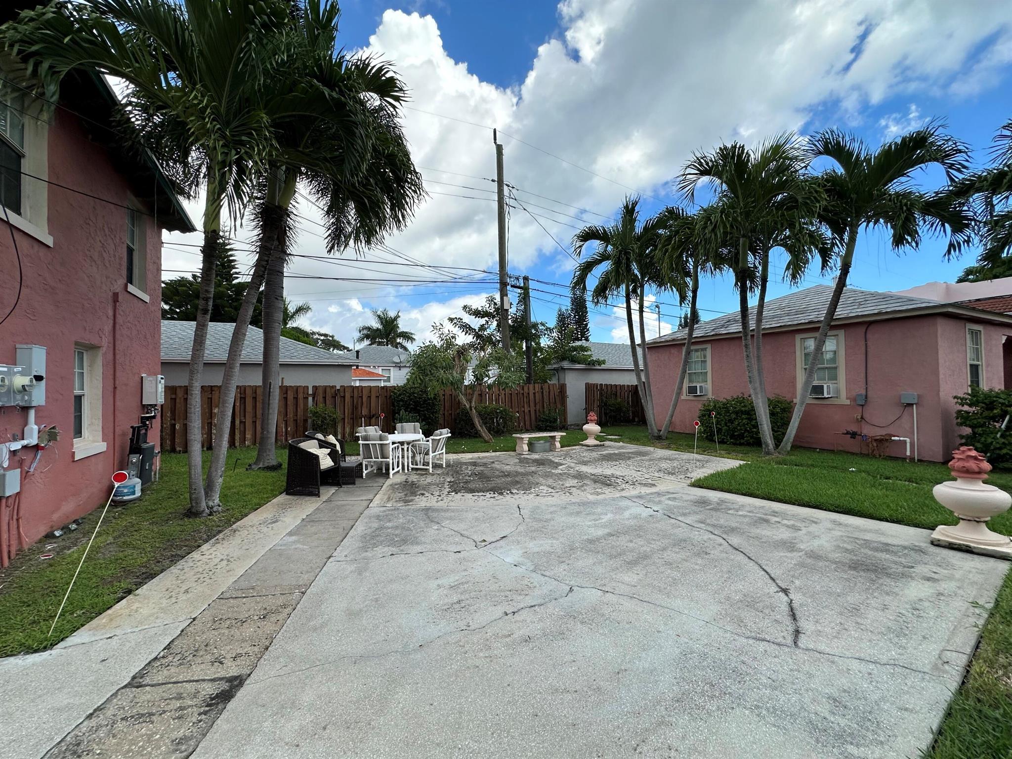 KELSEY CITY - Residential Lease