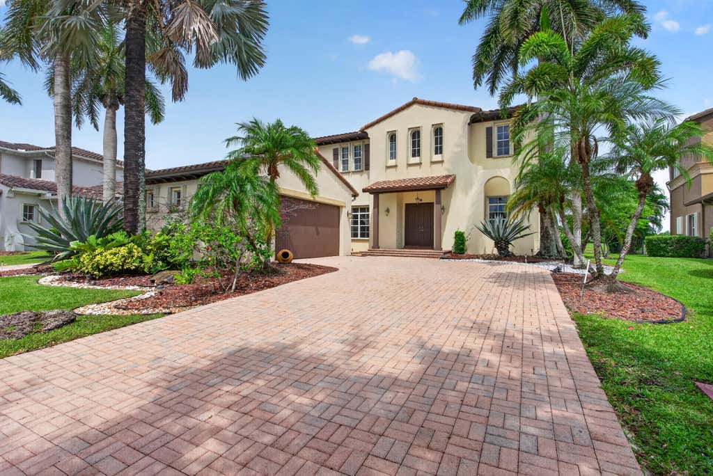 Photo of 7213 NW 123rd Avenue, Parkland, FL 33076 (MLS # B26043589)