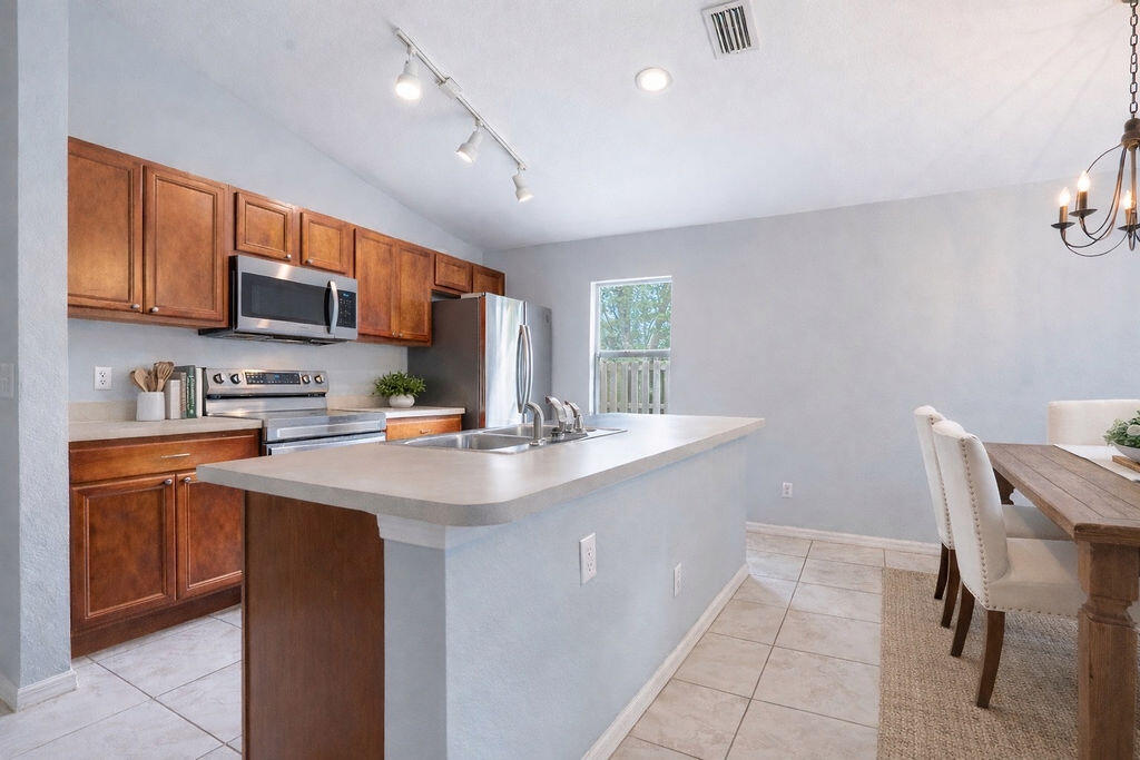 PORT MALABAR UNIT 15 - Residential