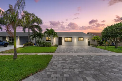 524 NW 54th Street, Boca Raton, FL MLS: R11081469