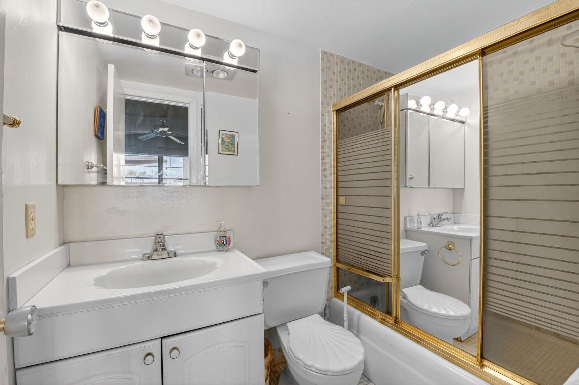 PENTHOUSE HIGHLANDS CONDO - Residential