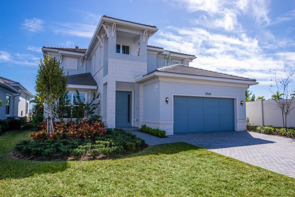 Photo of 12644 Nautilus Circle, Palm Beach Gardens, FL 33412 (MLS # R11057716)