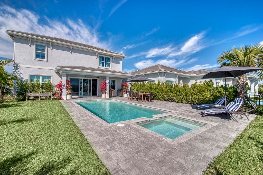 Photo of 12644 Nautilus Circle, Palm Beach Gardens, FL 33412 (MLS # R11057716)