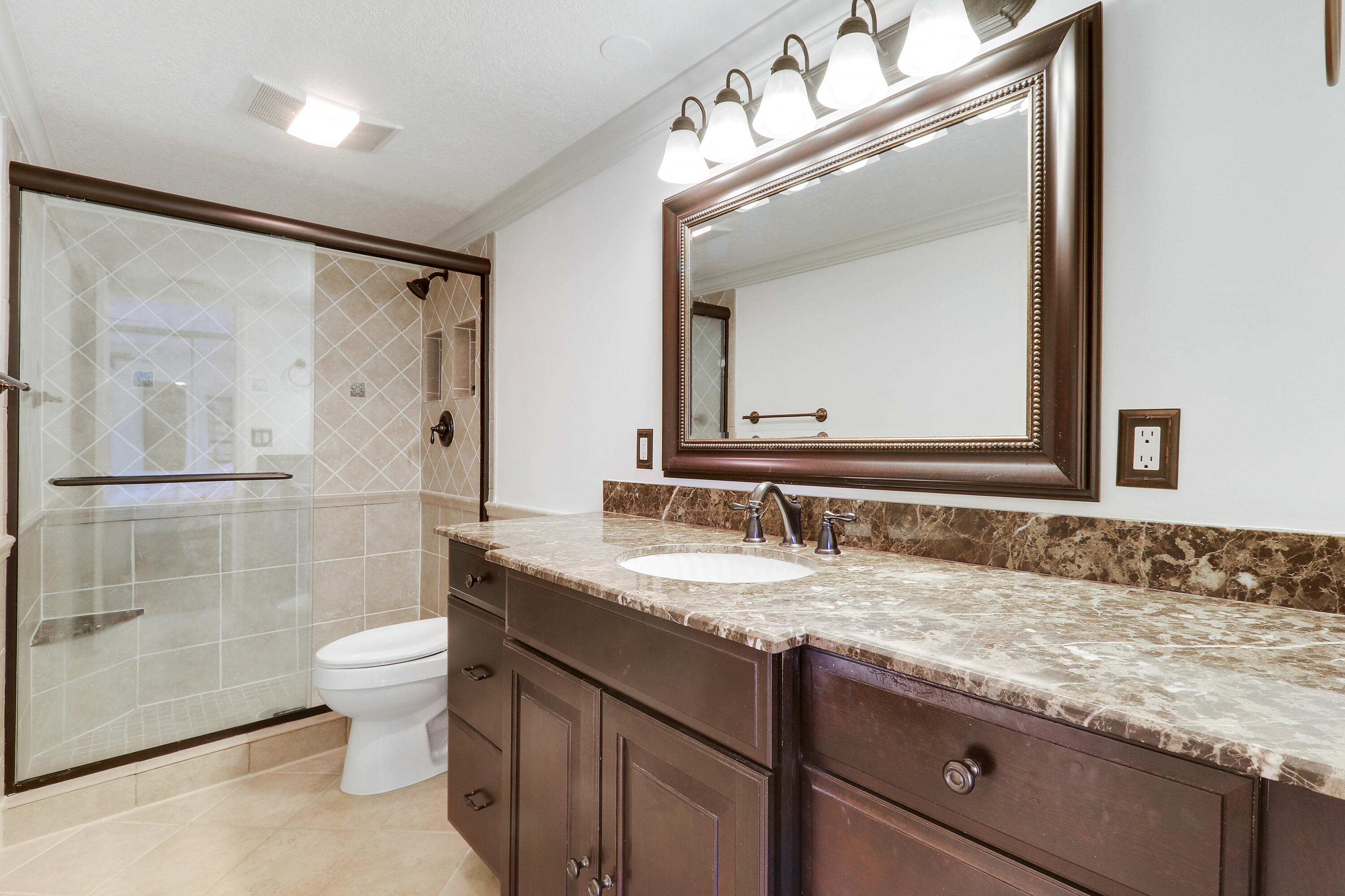 SIMS CREEK PH II - Residential