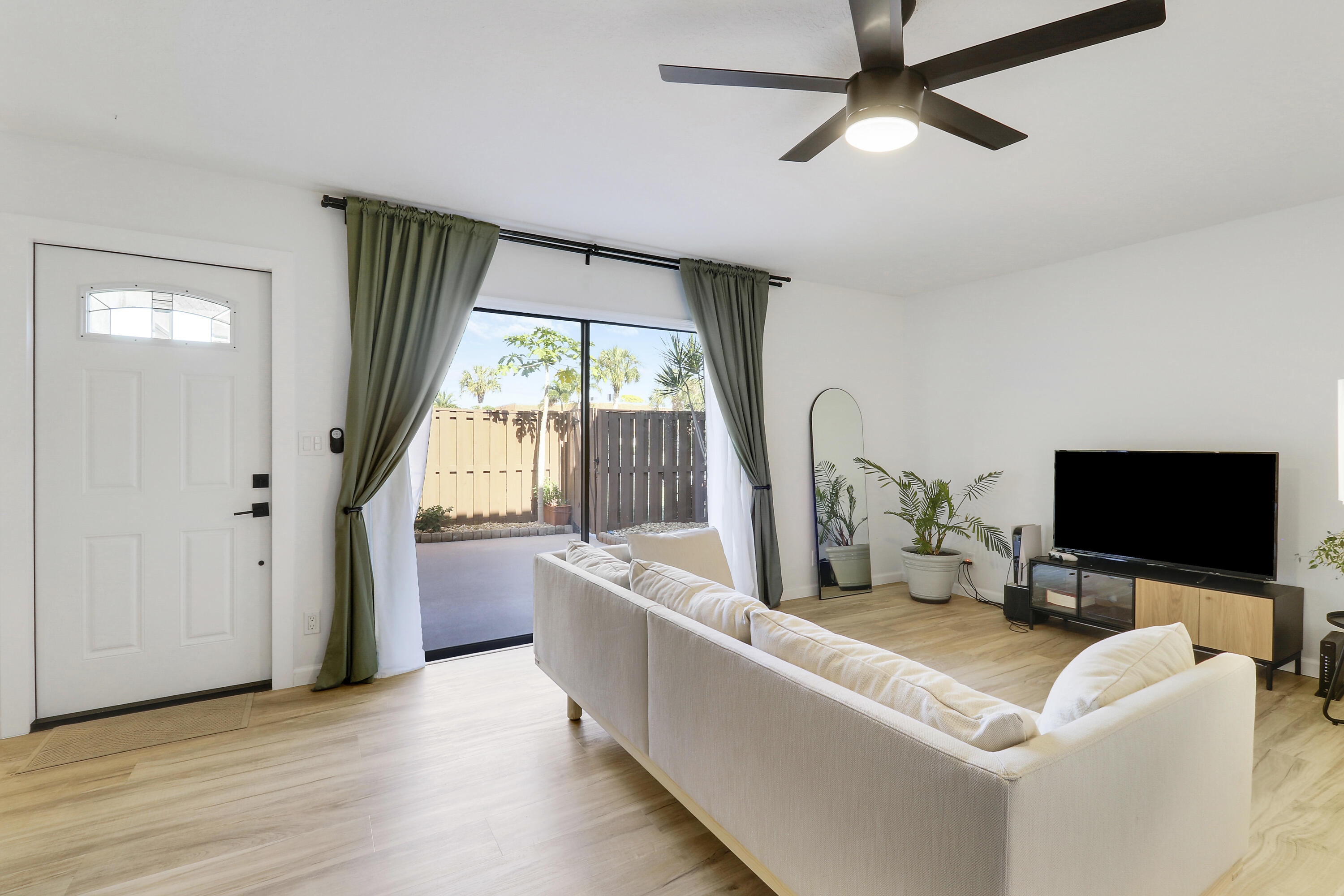 SIMS CREEK PH II - Residential