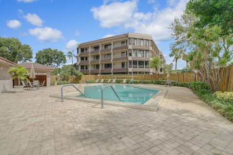 A home in Lake Worth