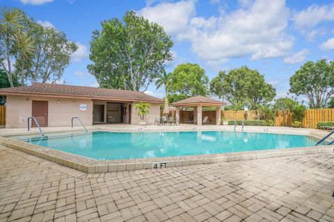 A home in Lake Worth