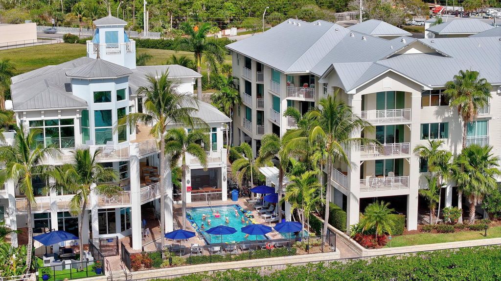 Photo of 975 NW Flagler Avenue #407, Stuart, FL 34994 (MLS # R11068107)